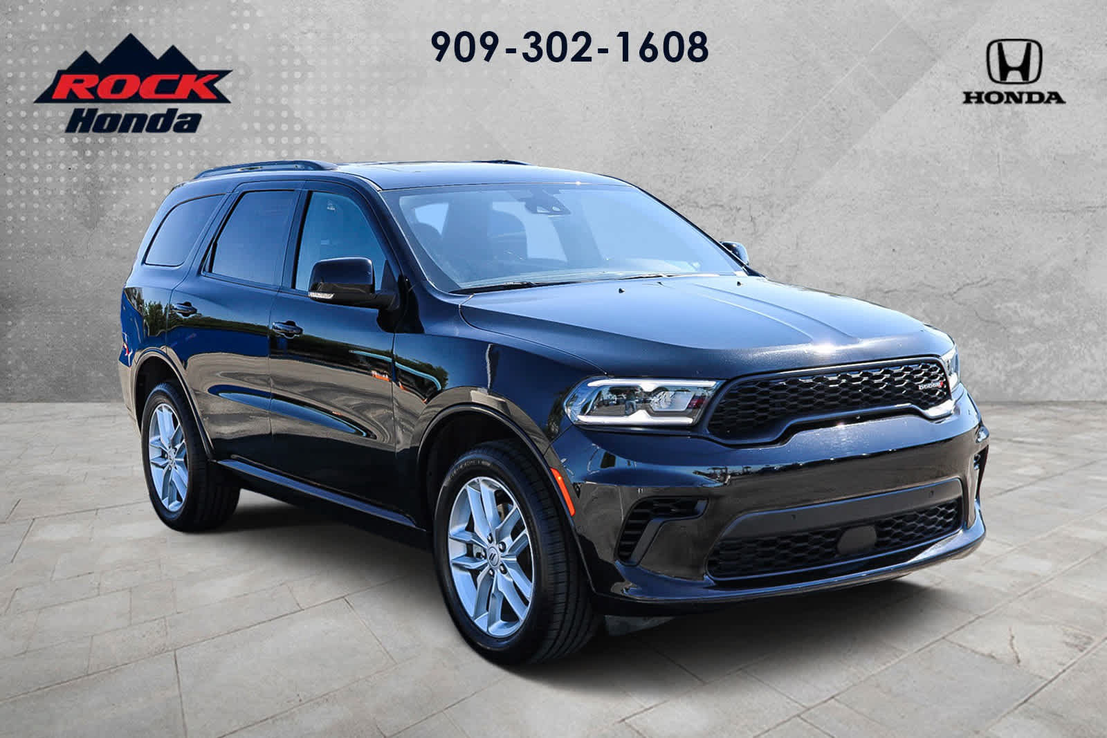 Used 2025 Dodge Durango GT AWD/4WD image 3