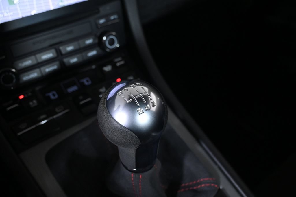 Certified 2018 Porsche 911 GT3 RWD image 21