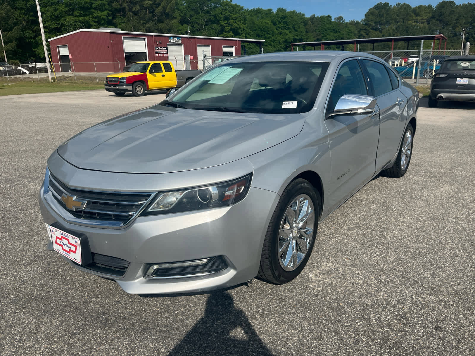 Used 2019 Chevrolet Impala LT FWD image 2