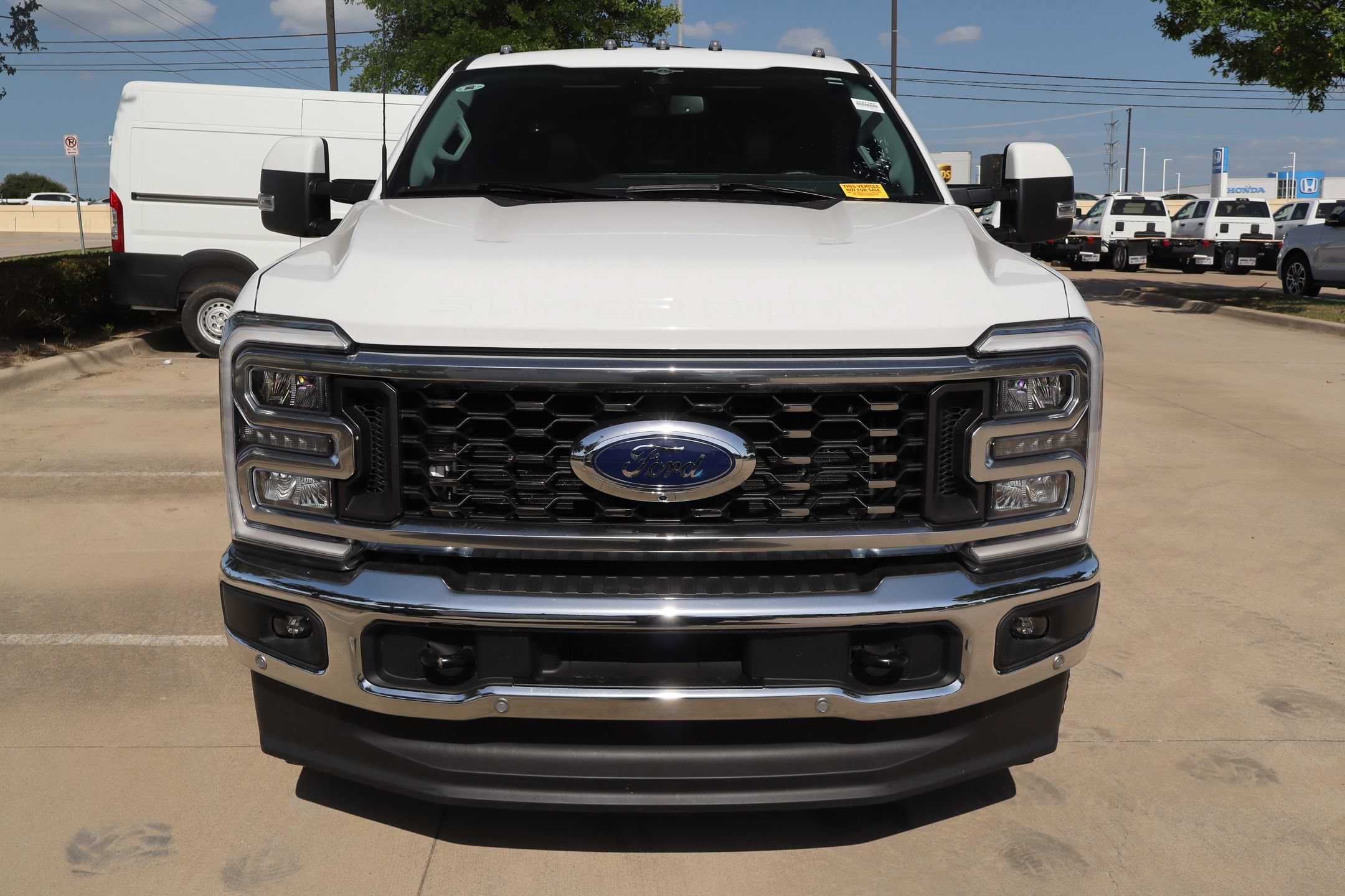 Used 2023 Ford F350 Lariat w/ Lariat Ultimate Package AWD/4WD image 9