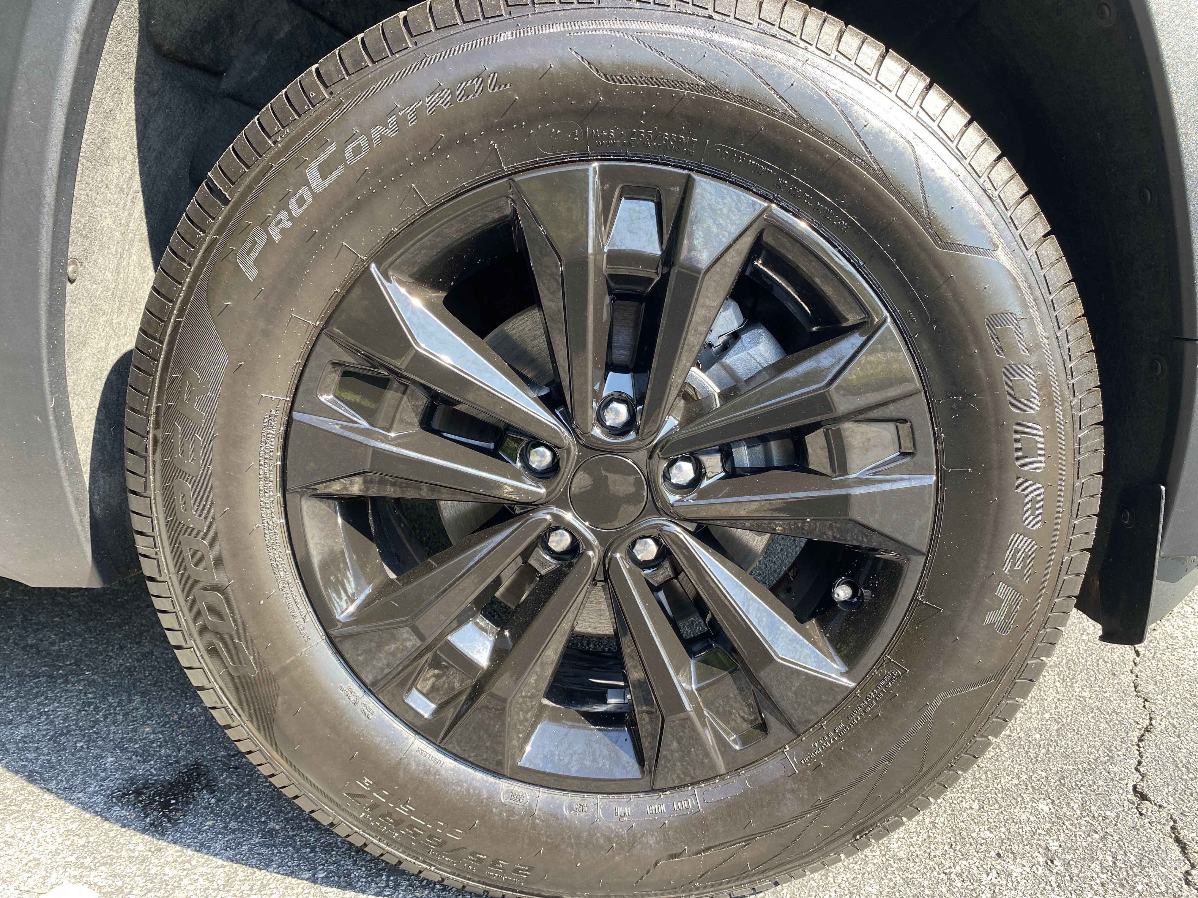 Used 2025 Chevrolet Equinox LT w/ Convenience Package II AWD/4WD image 13