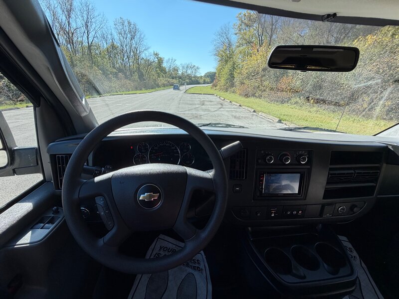 Used 2017 Chevrolet Express 3500 LT w/ LT Preferred Equipment Group RWD image 11