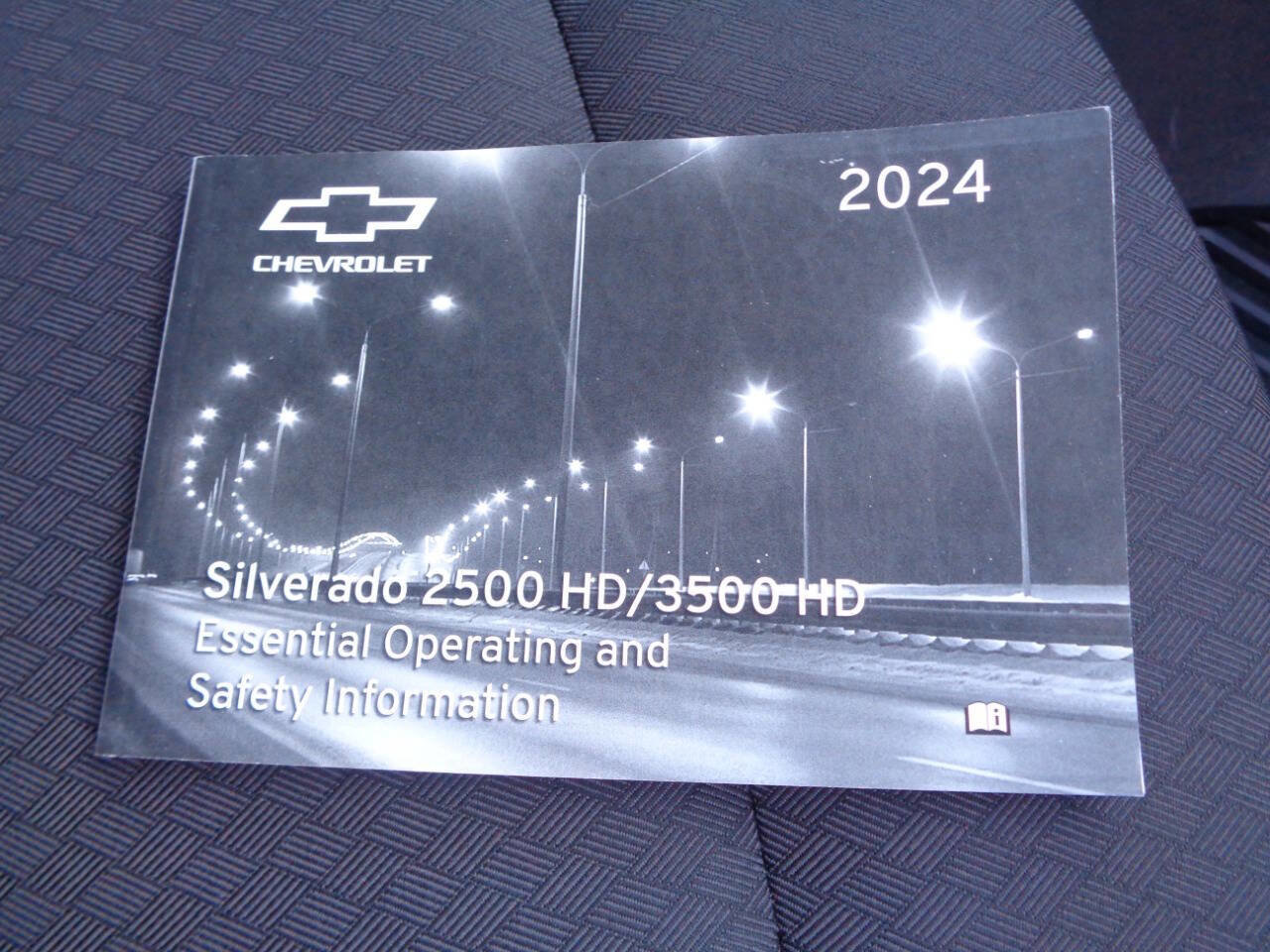 Used 2024 Chevrolet Silverado 2500 LT w/ Texas Edition image 47