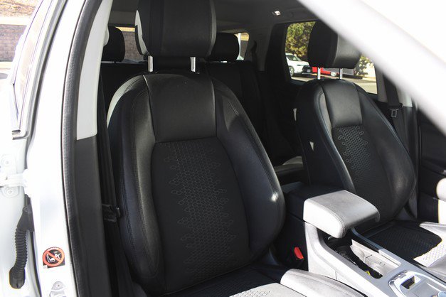 Used 2018 Land Rover Discovery Sport SE image 26