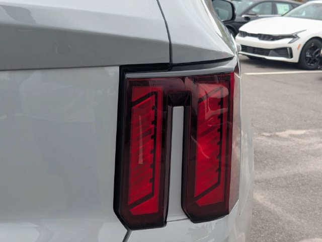 Used 2026 Kia Sorento S w/ S Panoramic Sunroof Package FWD image 12