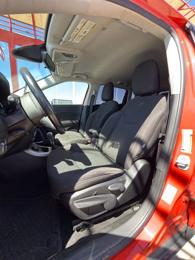 Used 2017 Jeep Compass Sport w/ Cold Weather Group image 12