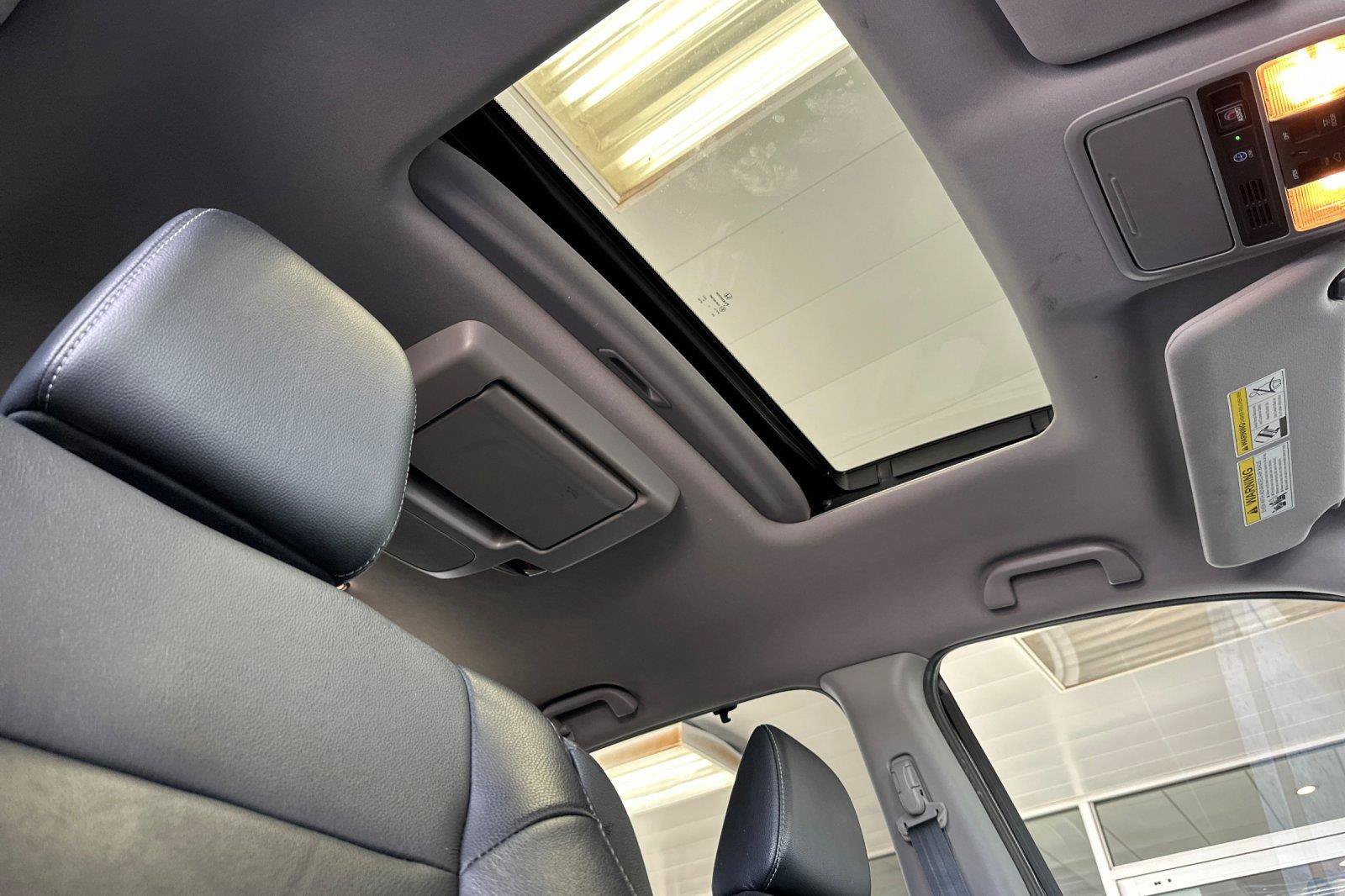 Used 2021 Honda Pilot Touring image 19