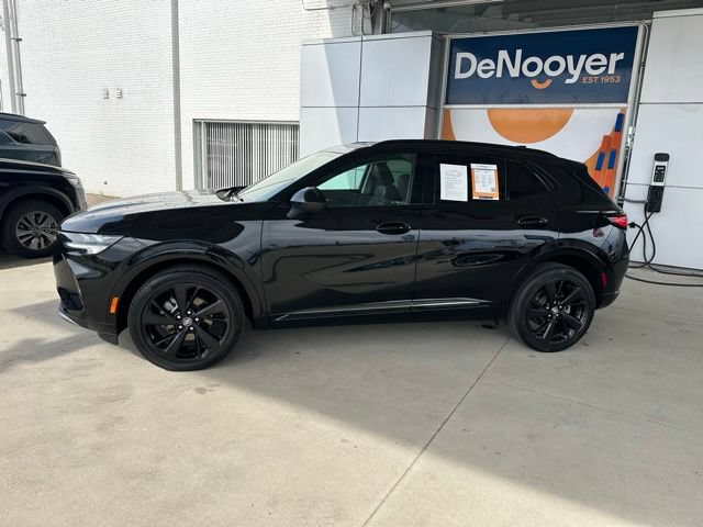 Used 2023 Buick Envision Essence w/ Sport Touring Package FWD image 13