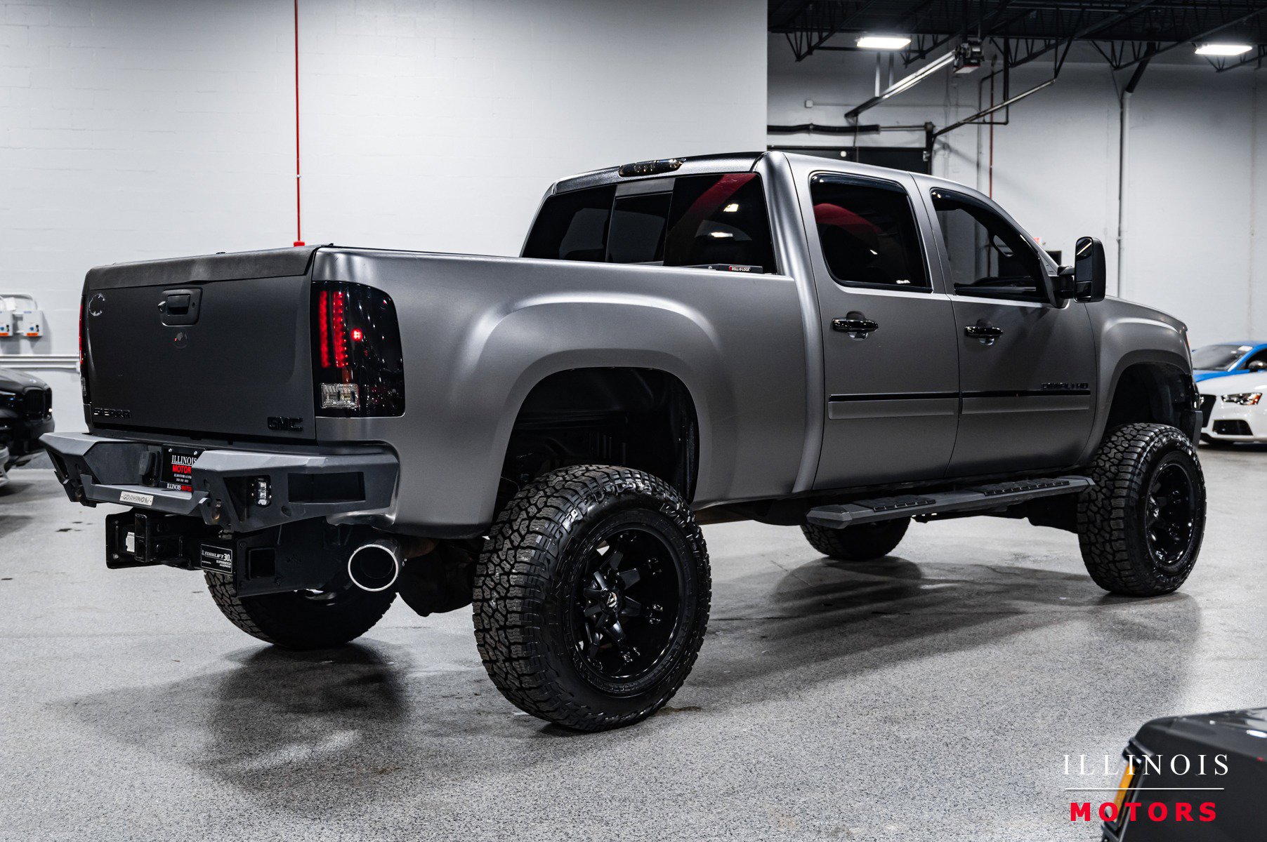 Used 2011 GMC Sierra 3500 Denali image 5