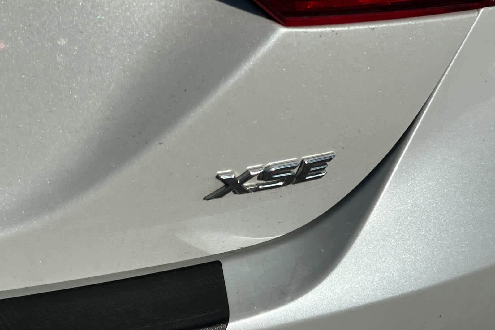 Certified 2022 Toyota Camry XSE FWD image 21