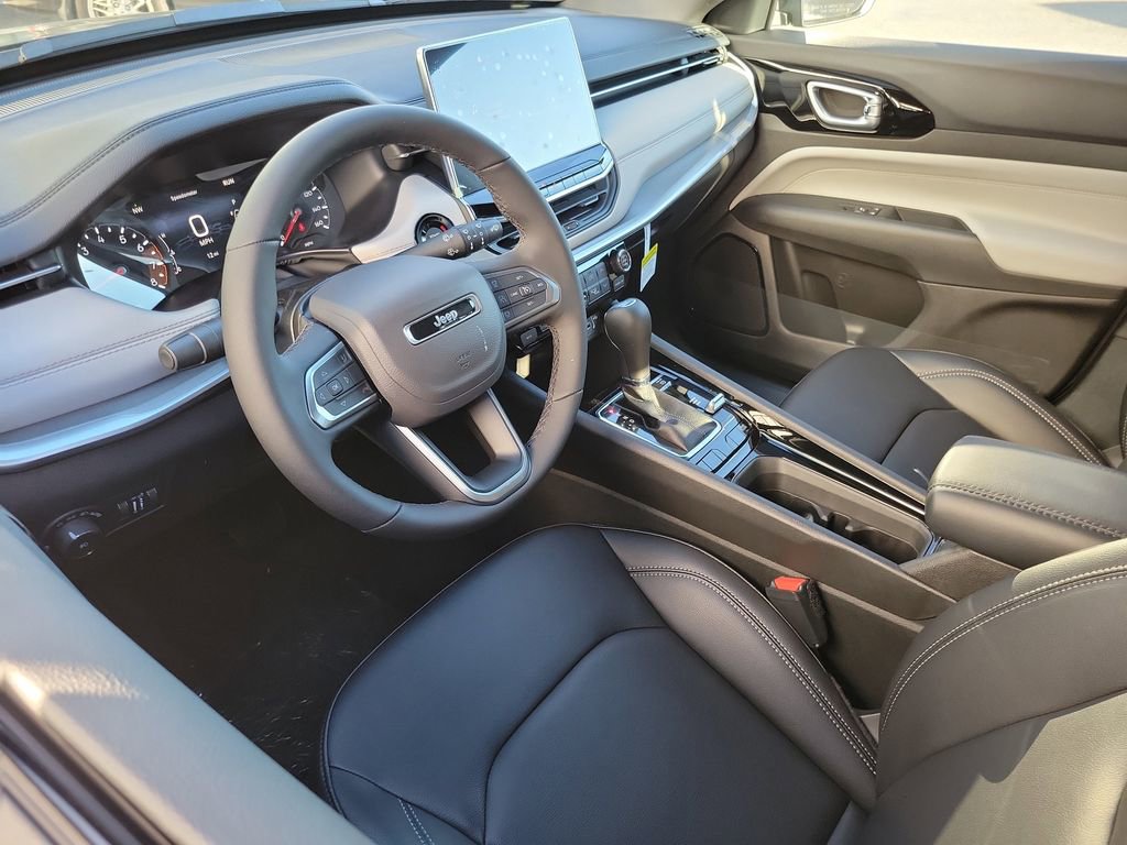 New 2026 Jeep Compass Limited image 3