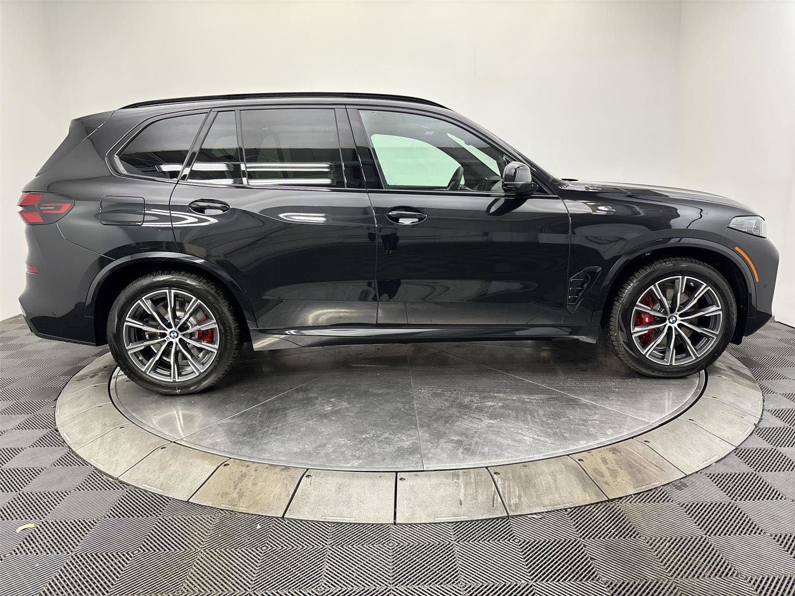 New 2026 BMW X5 xDrive50e AWD/4WD image 17