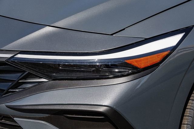 New 2026 Hyundai Elantra Sport FWD image 8