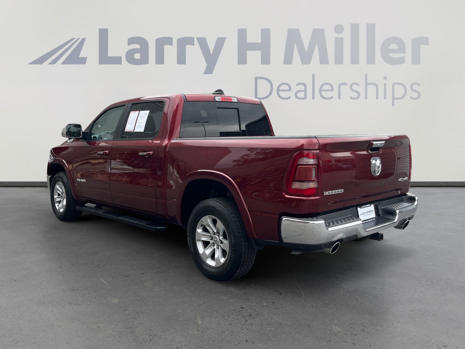 Used 2019 RAM 1500 Laramie image 3