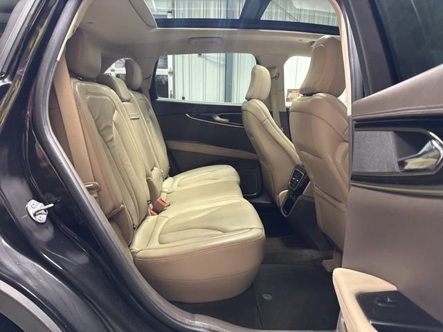 Used 2023 Lincoln Nautilus Reserve w/ Monochromatic Package image 26