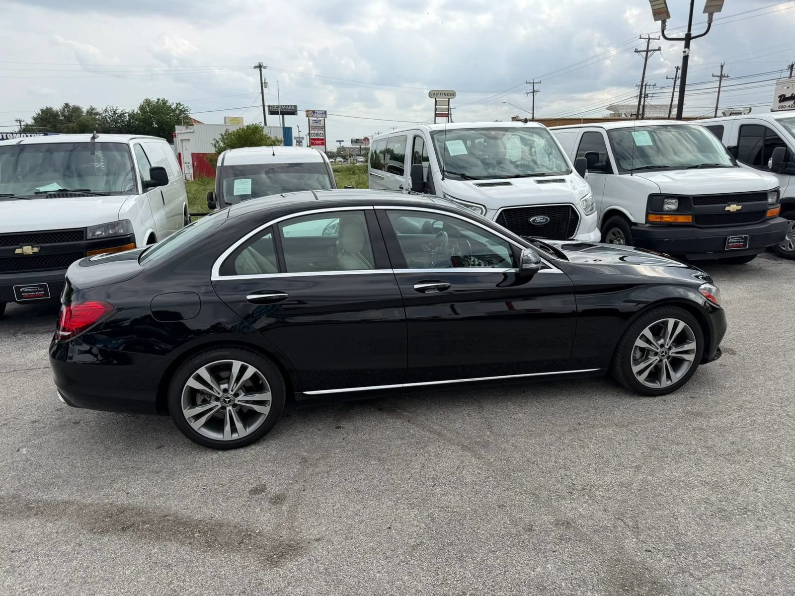 Used 2021 Mercedes-Benz C 300 Sedan w/ Premium Package image 16