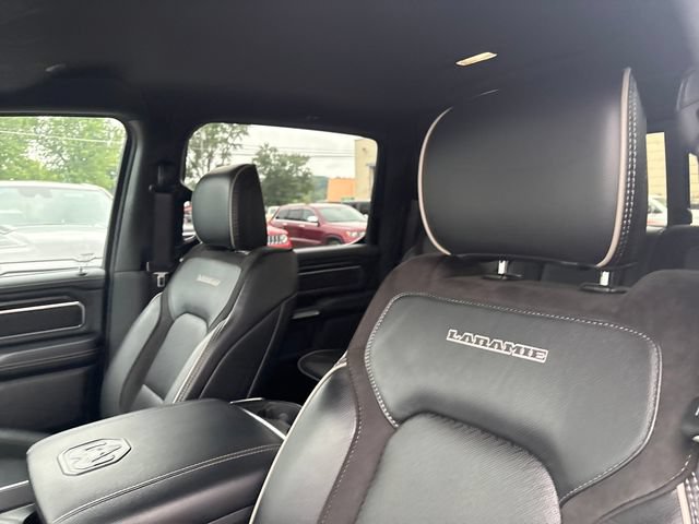 Used 2024 RAM 1500 Laramie AWD/4WD image 9