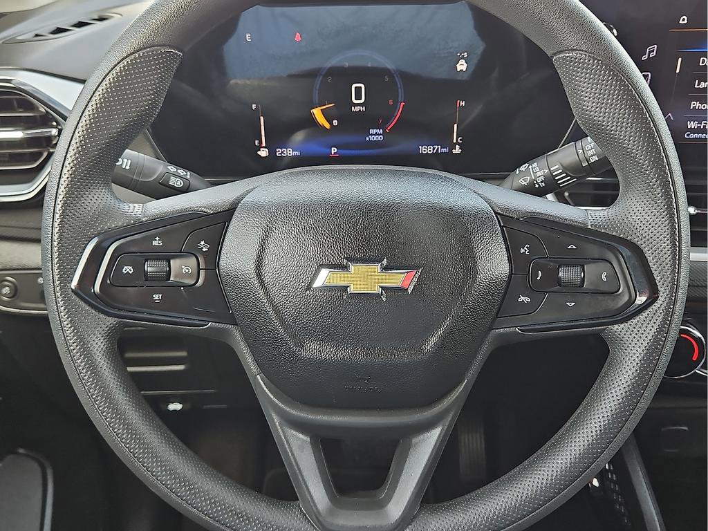 Used 2024 Chevrolet TrailBlazer LT FWD image 17