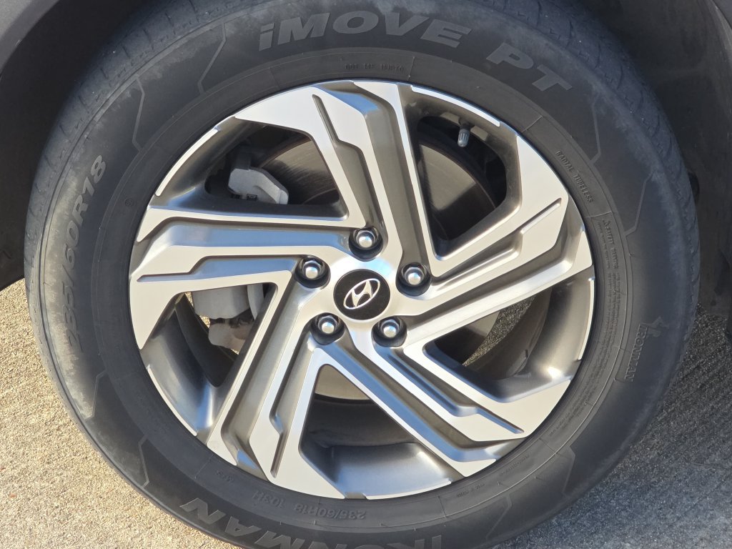 Used 2021 Hyundai Santa Fe SEL FWD image 11