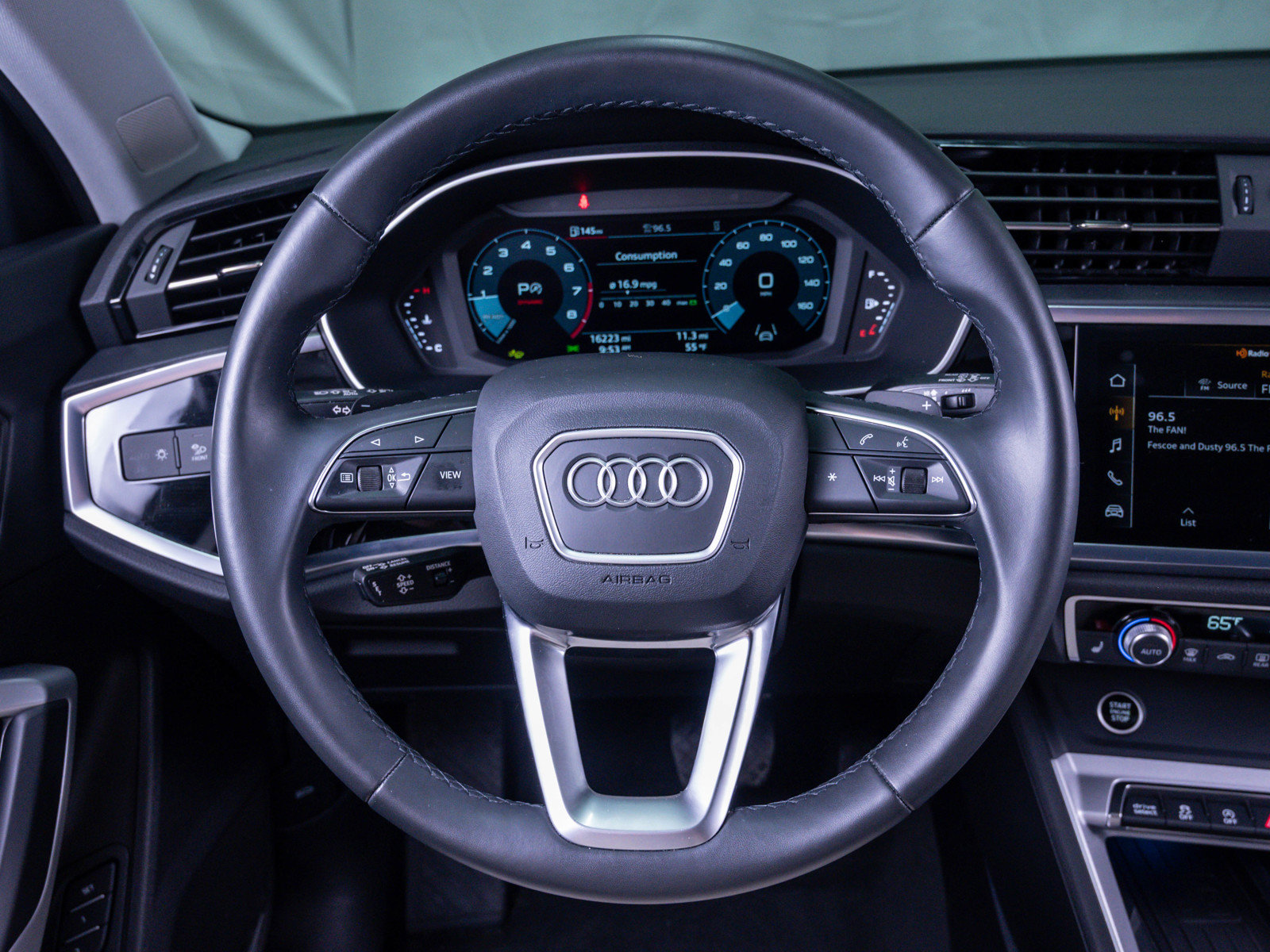 Used 2024 Audi Q3 2.0T Premium Plus w/ Premium Plus Package image 15