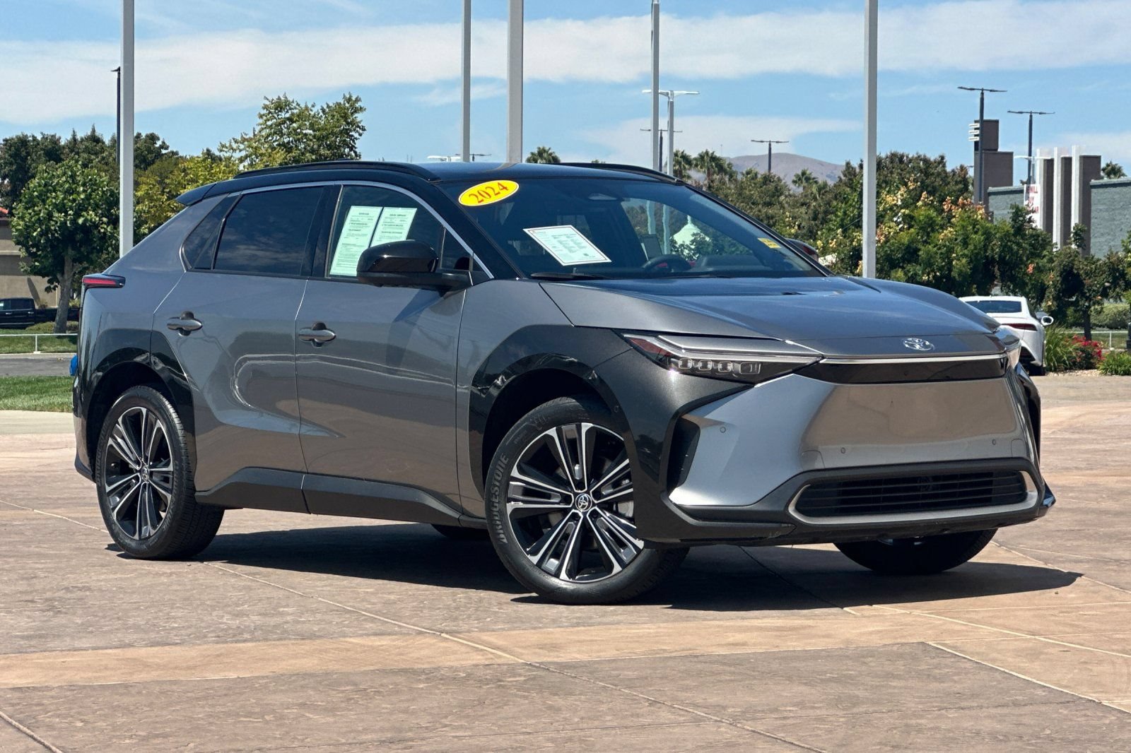 Certified 2024 Toyota bZ4X AWD w/ Weather Package image 2