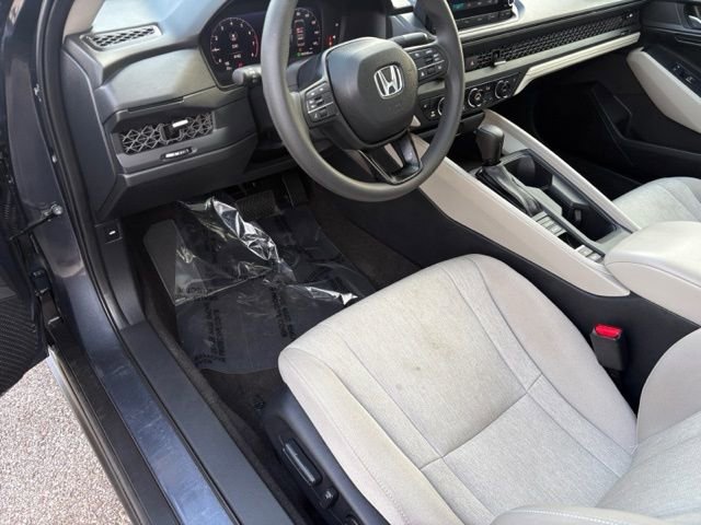 Used 2025 Honda Accord SE image 24