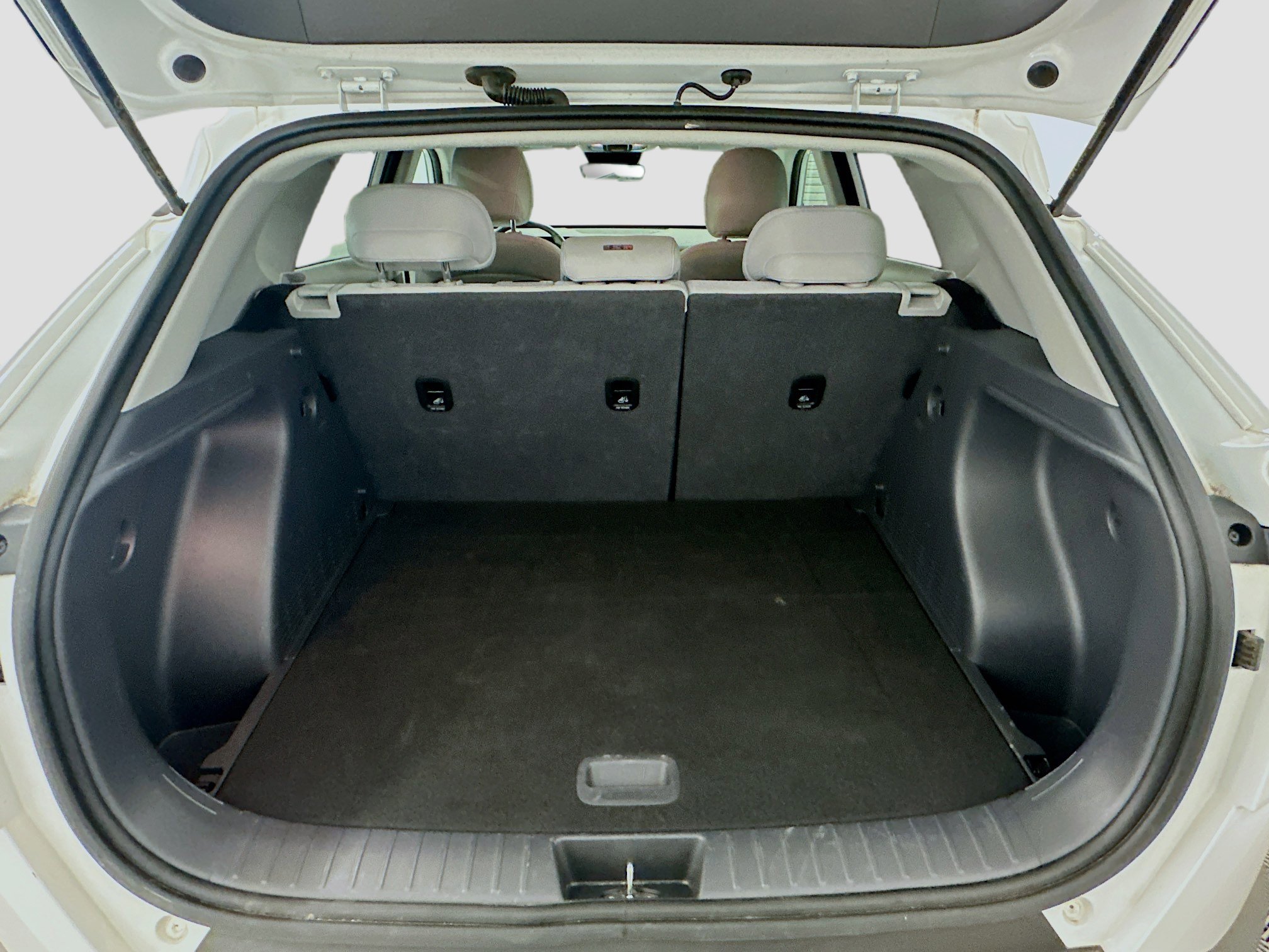 Used 2025 Hyundai Kona SEL image 29