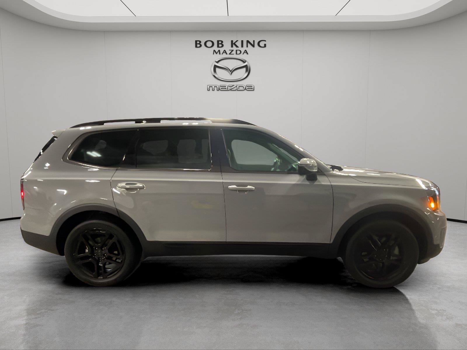 Used 2025 Kia Telluride SX Prestige X-Line AWD/4WD image 6