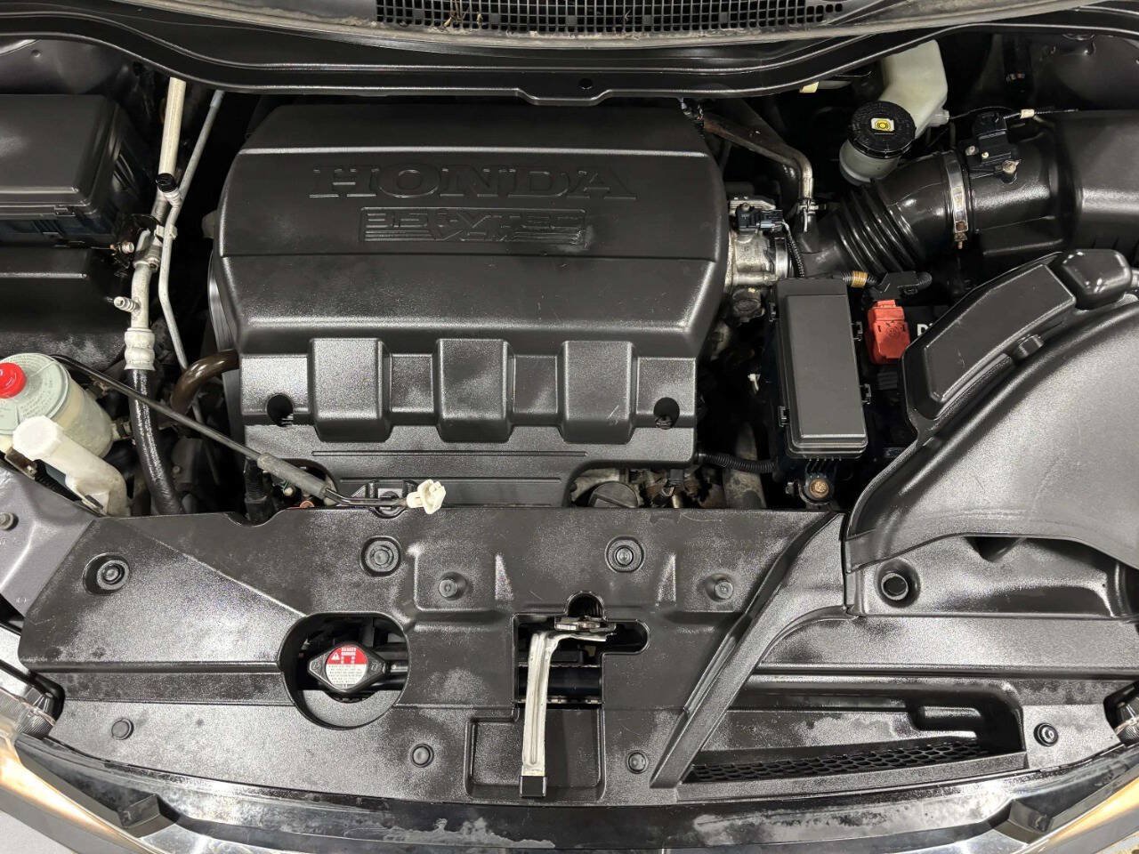 Used 2016 Honda Odyssey SE image 11