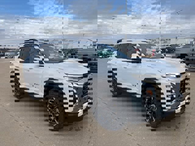 New 2026 Chevrolet Equinox ACTIV w/ Convenience Package III