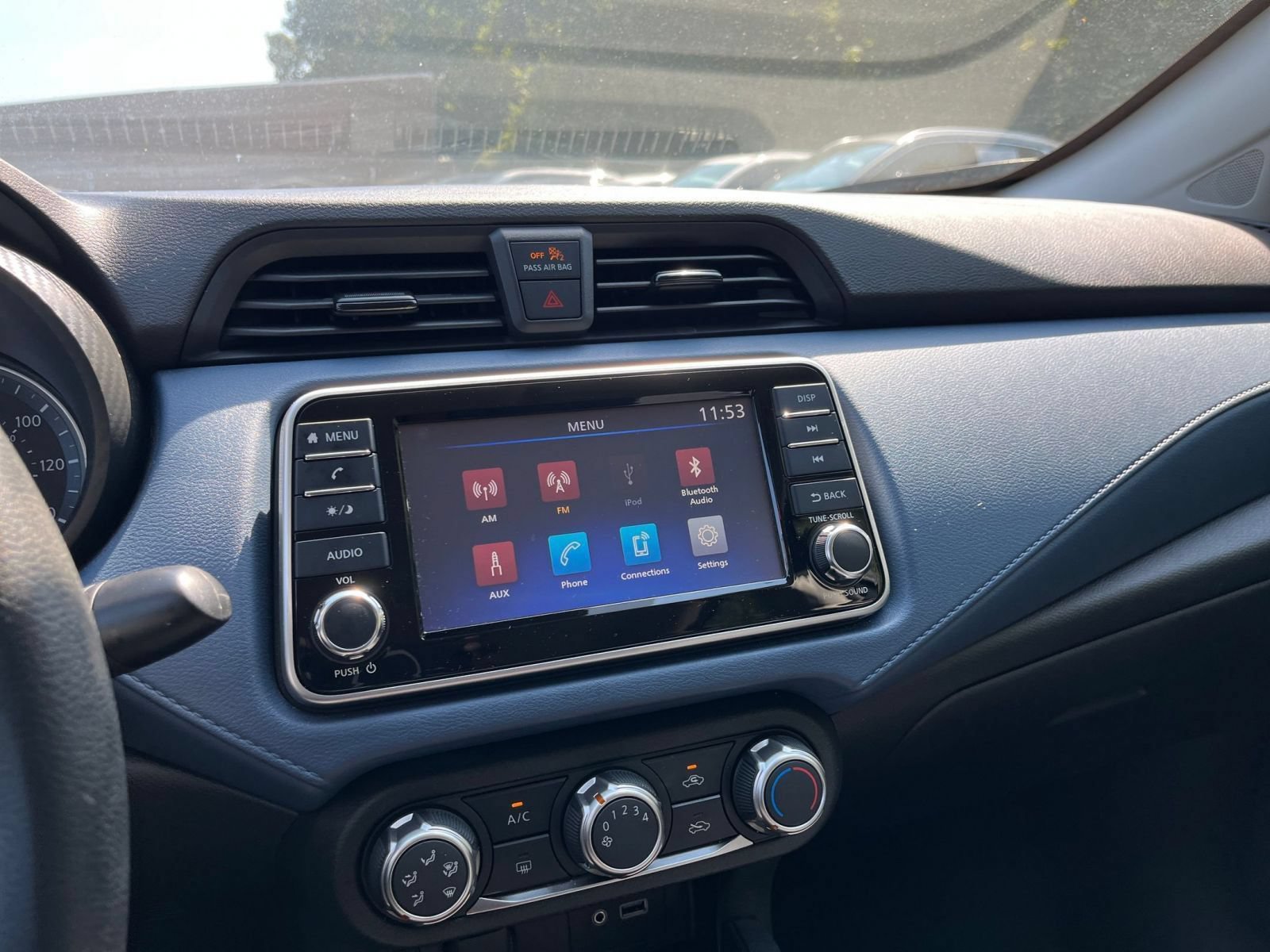 Used 2025 Nissan Versa SV FWD image 22