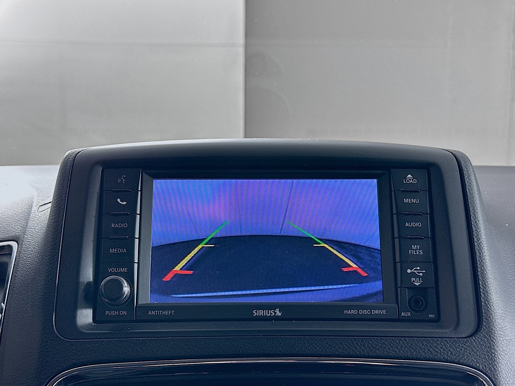 Used 2020 Dodge Grand Caravan SE w/ UConnect Hands-Free Group image 21