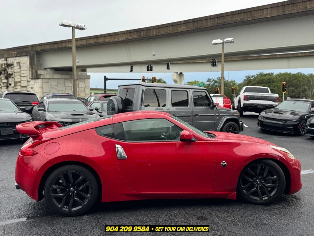 Used 2016 Nissan 370Z Coupe RWD image 7