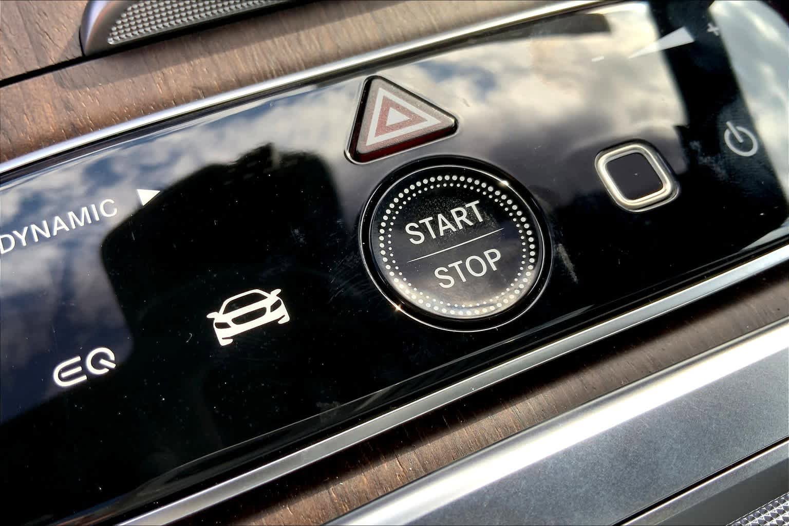 Used 2023 Mercedes-Benz EQS 580 4MATIC Sedan image 13