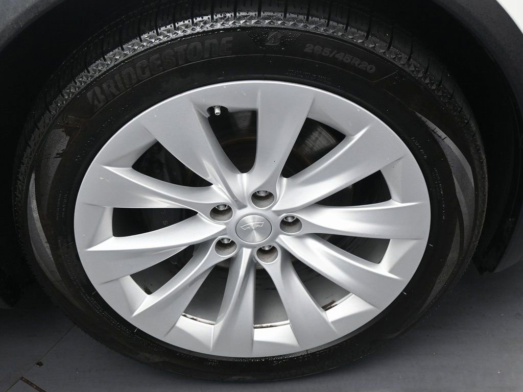 Used 2019 Tesla Model X 100D image 42
