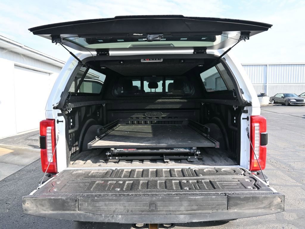 Used 2024 Ford F350 XLT w/ Black Appearance Package AWD/4WD image 29