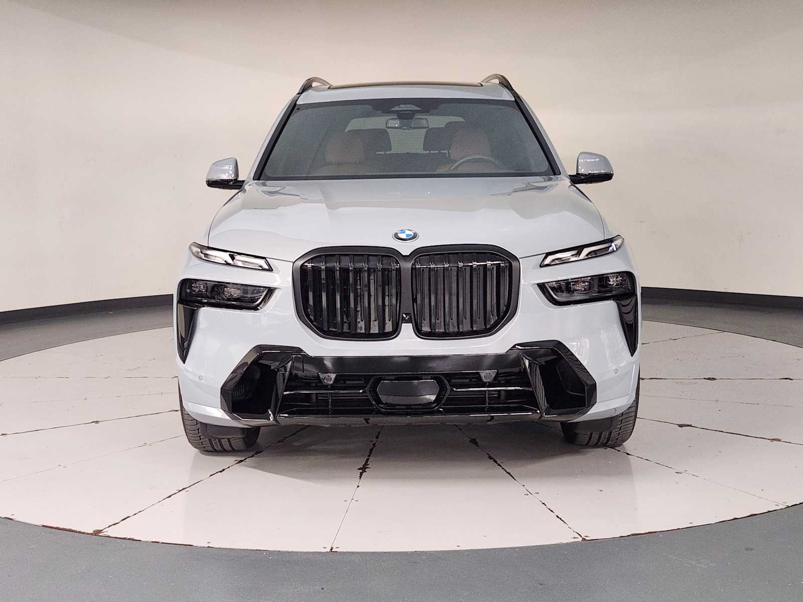 Used 2026 BMW X7 xDrive40i w/ M Sport Package AWD/4WD image 9