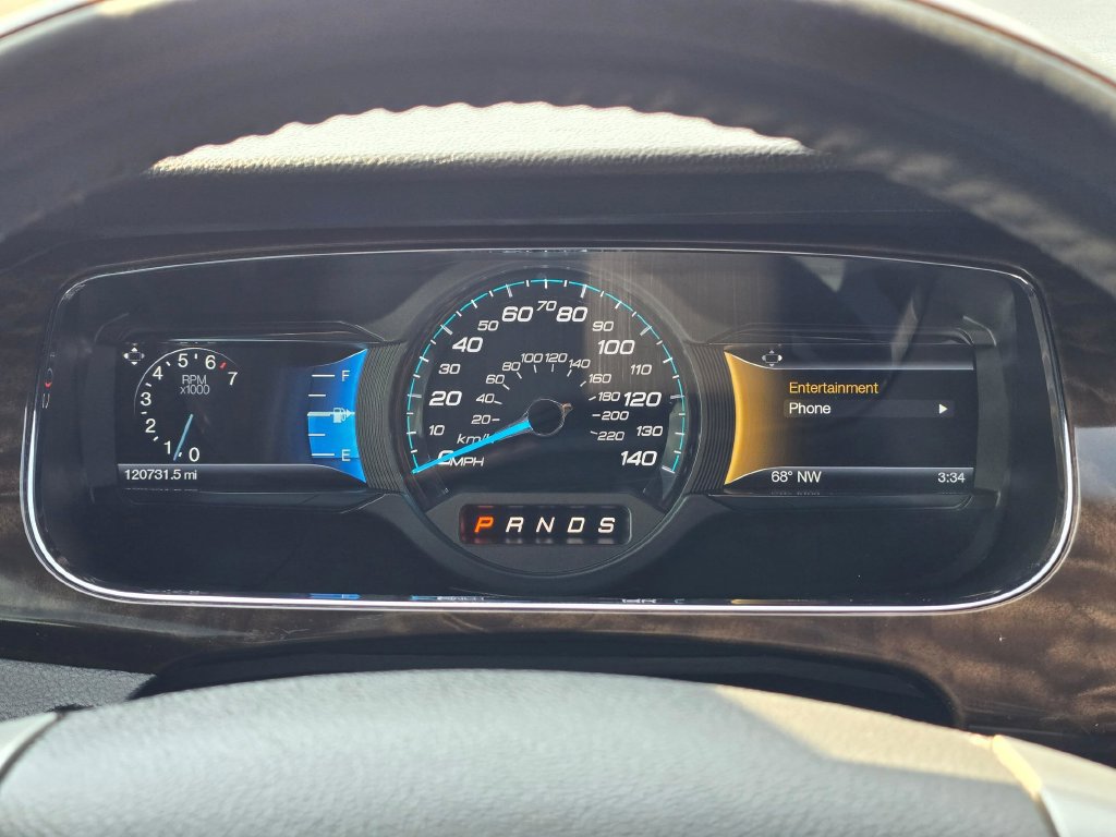 Used 2014 Ford Taurus Limited FWD image 18