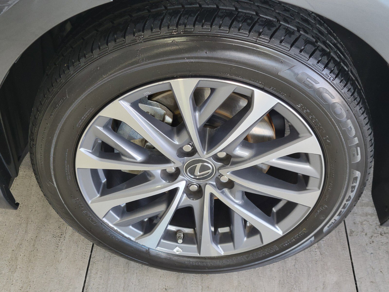 Certified 2025 Lexus ES 350 image 11