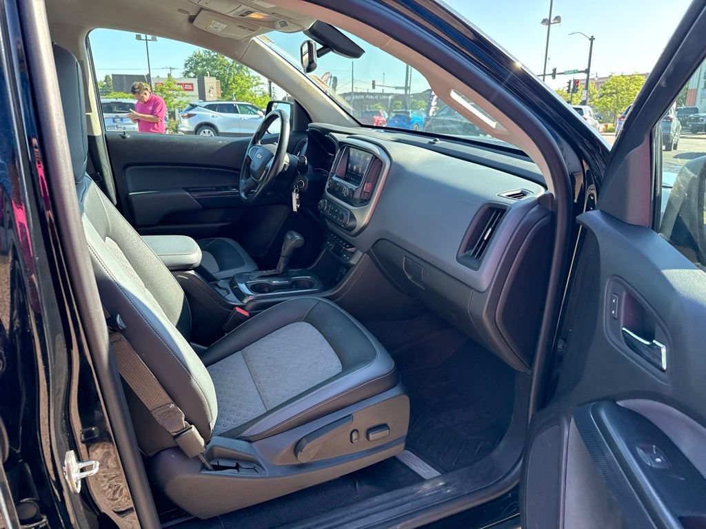 Used 2020 Chevrolet Colorado Z71 AWD/4WD image 36