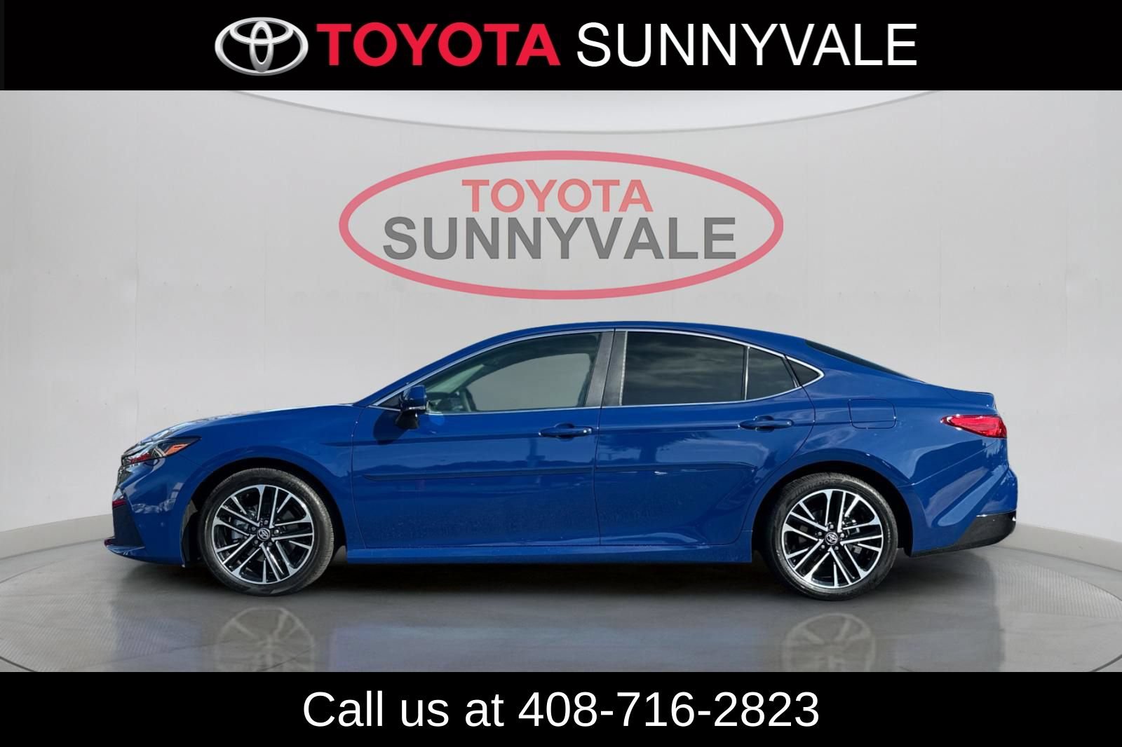 Used 2026 Toyota Camry XLE FWD image 6