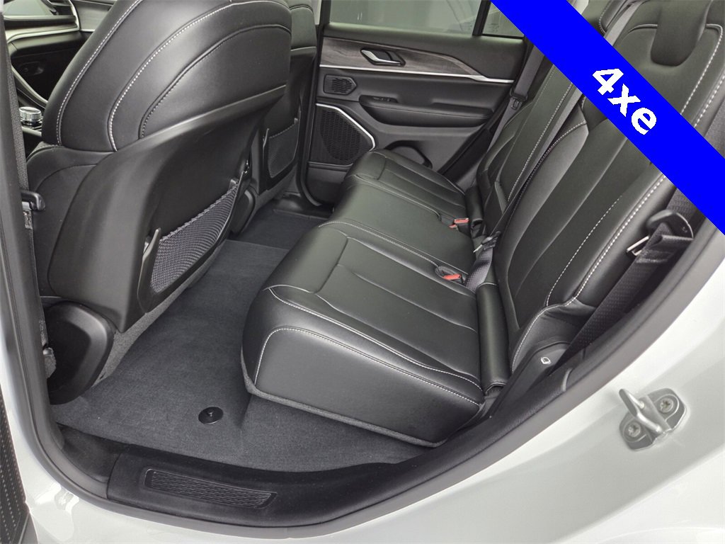 Used 2023 Jeep Grand Cherokee 4WD 4xe image 25