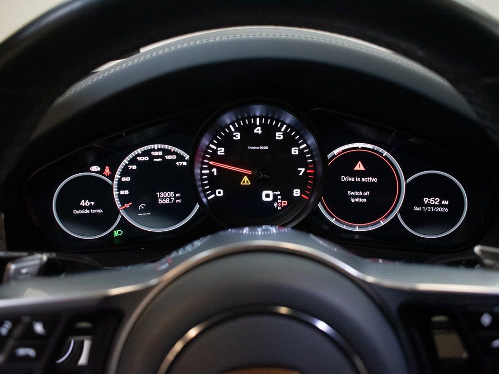 Certified 2023 Porsche Cayenne Platinum Edition image 27