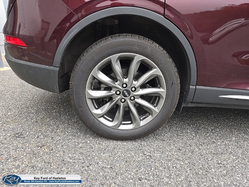 Used 2021 Lincoln Corsair AWD w/ Premium Package image 17