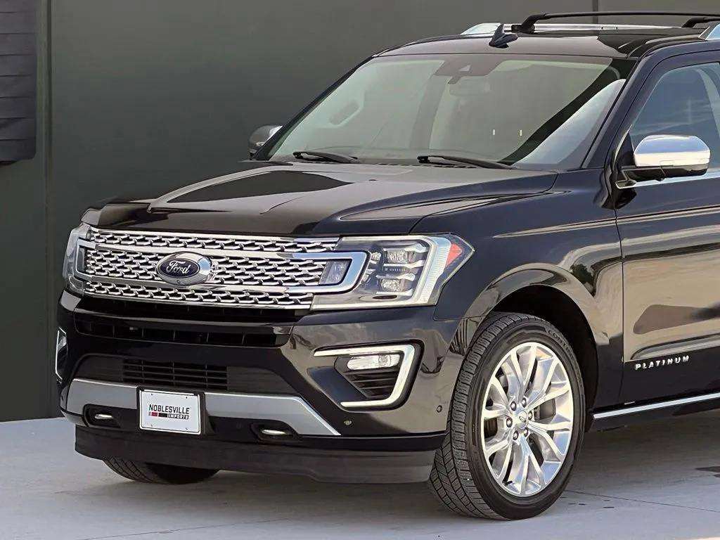 Used 2019 Ford Expedition Max Platinum AWD/4WD image 40