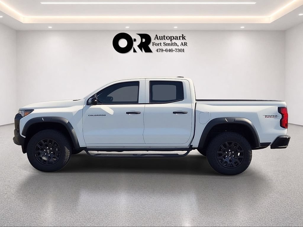 Used 2026 Chevrolet Colorado Trail Boss AWD/4WD image 3