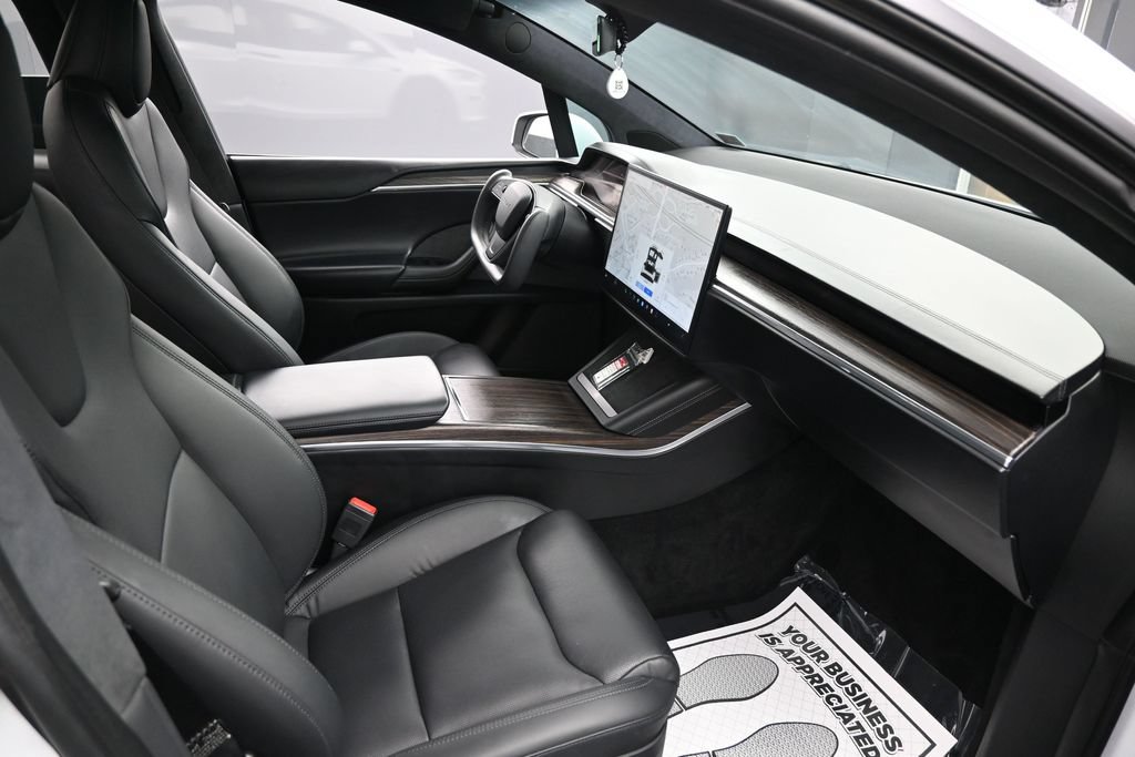 Used 2023 Tesla Model X AWD/4WD image 31
