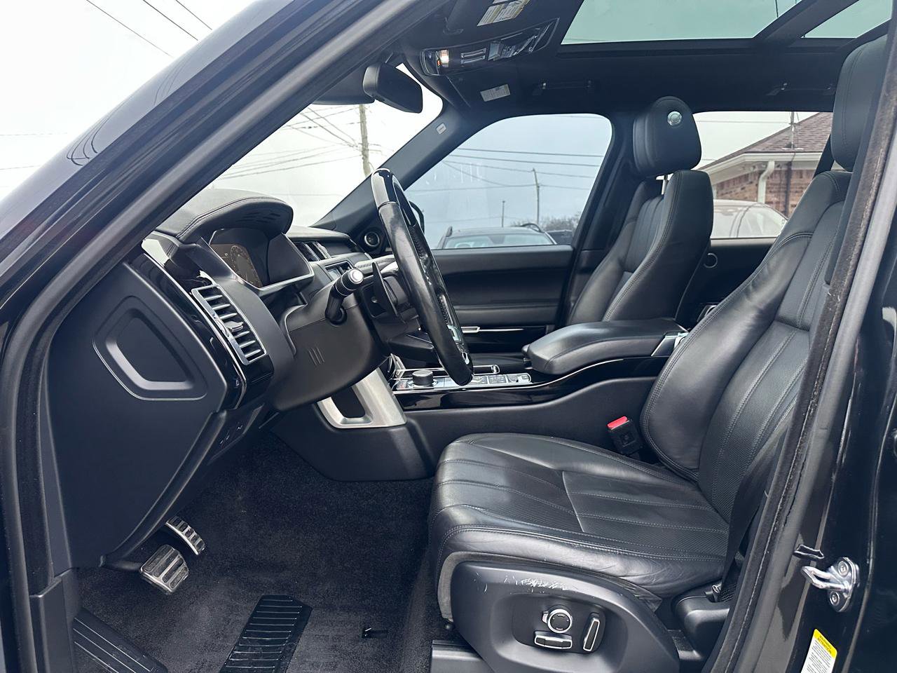 Used 2016 Land Rover Range Rover Supercharged image 10