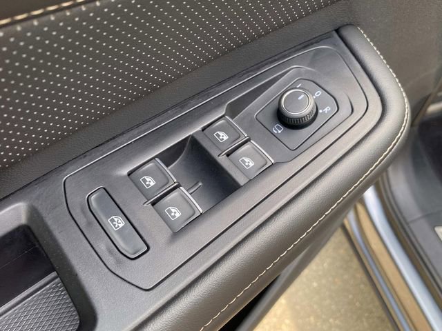 Used 2024 Volkswagen Atlas SEL Premium R-Line image 14