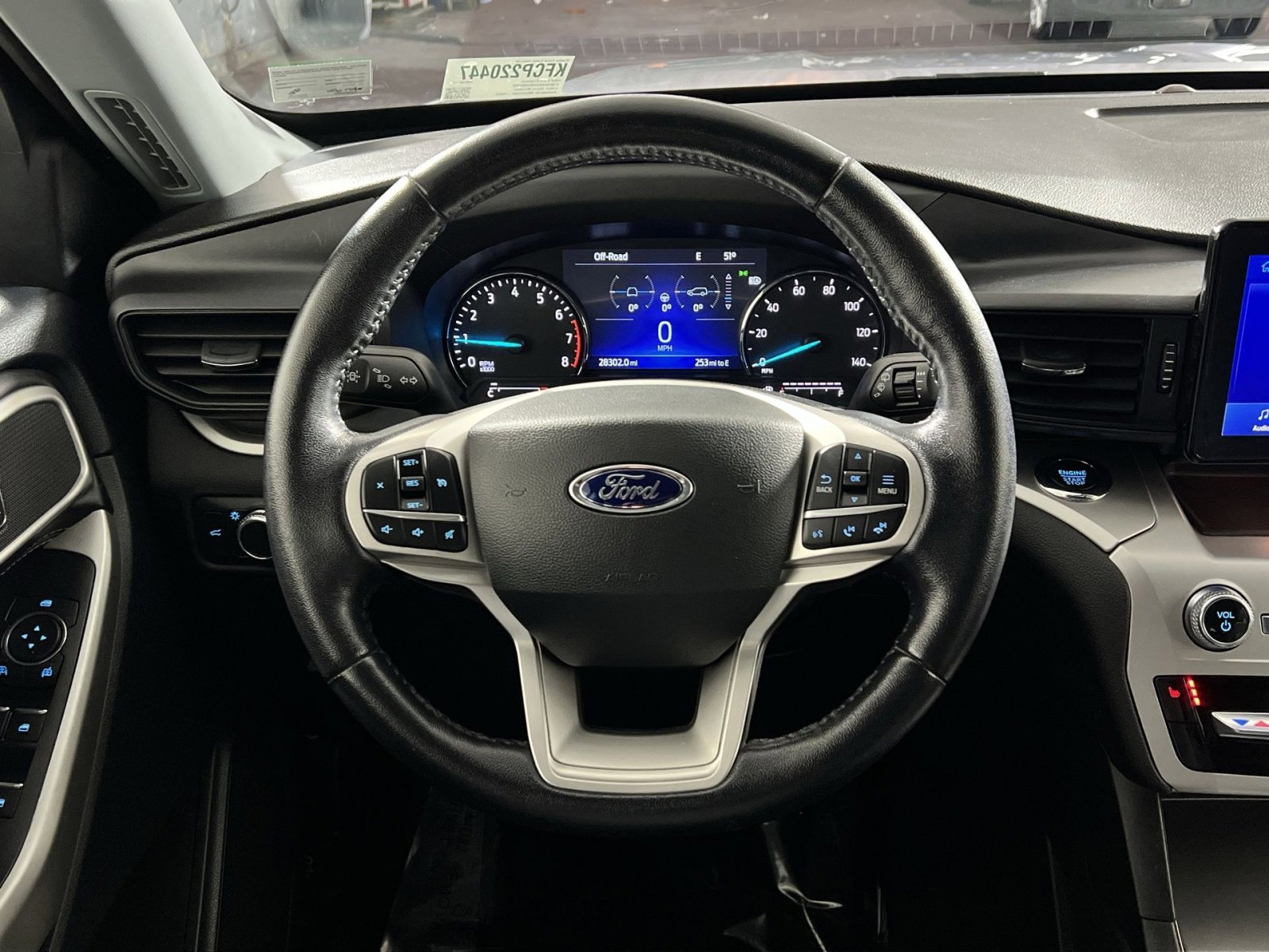 Used 2022 Ford Explorer XLT image 16